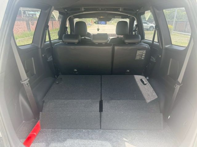 Mitsubishi Zinger  第11張相片
