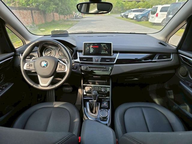 BMW/ 寶馬 220i  第6張相片