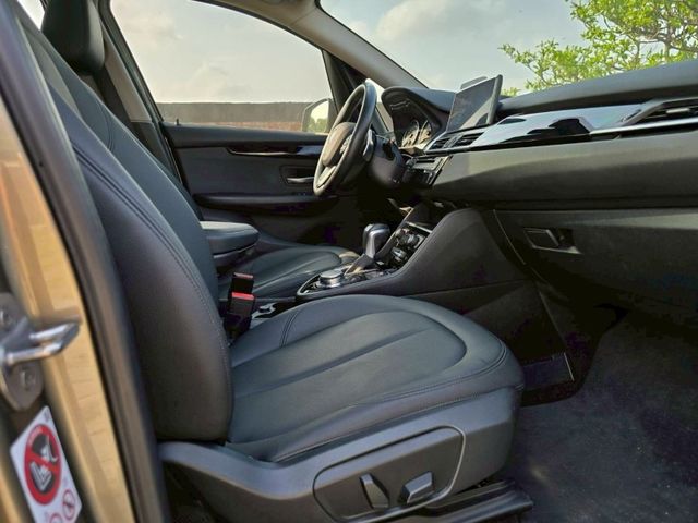 BMW/ 寶馬 220i  第10張相片