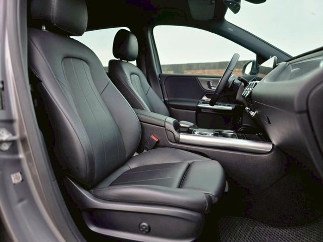 Mercedes-Benz/賓士 B-CLASS  第9張相片