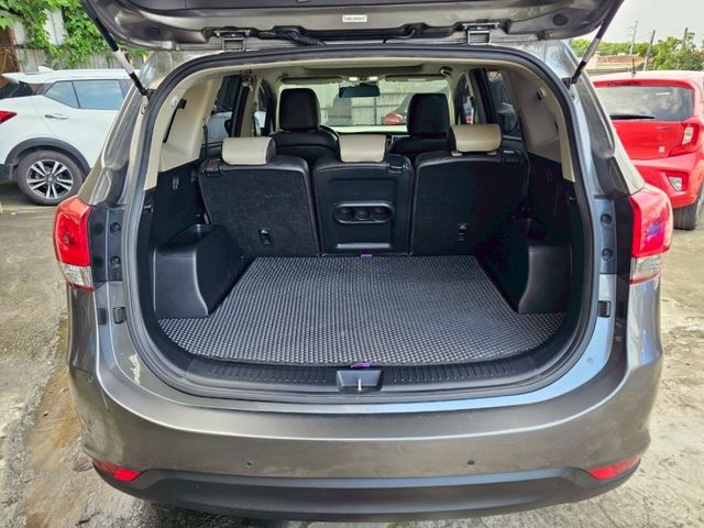 Kia Carens  第12張相片
