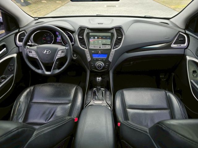 Hyundai Santa Fe  第9張相片
