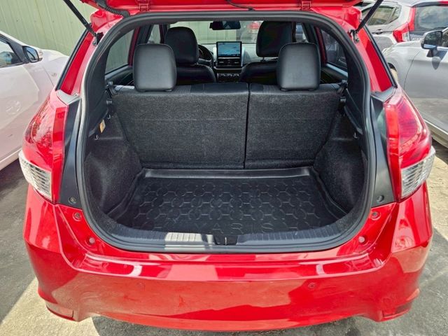 Toyota Yaris  第12張相片