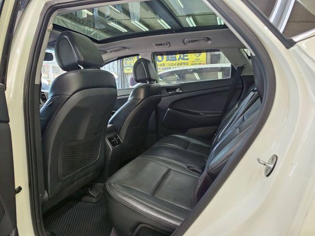 Hyundai Tucson  第9張相片