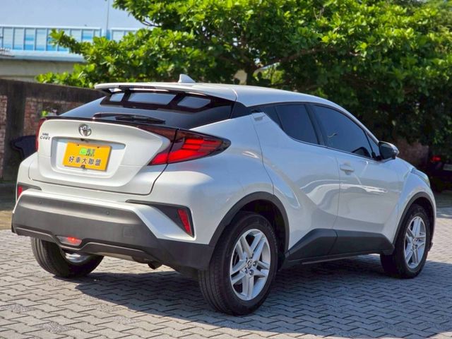 Toyota C-HR  第3張相片