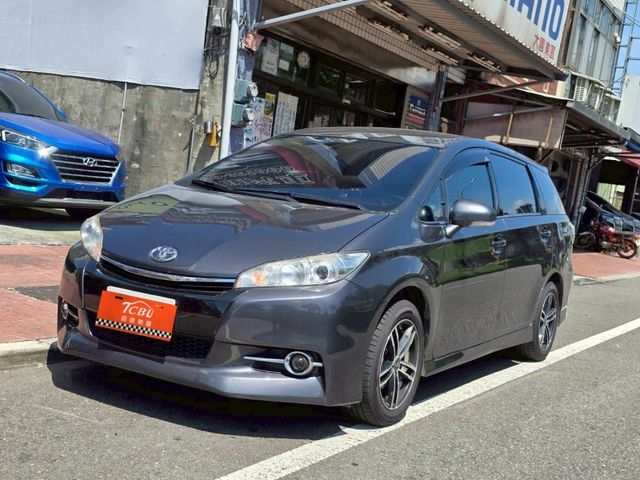 Toyota Wish  第2張相片
