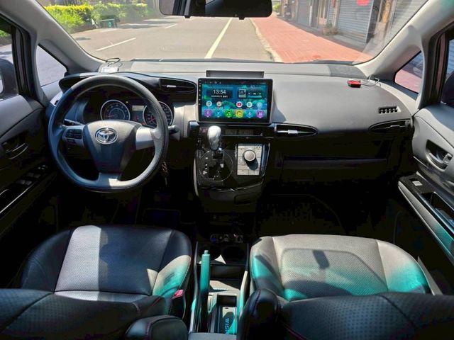 Toyota Wish  第12張相片