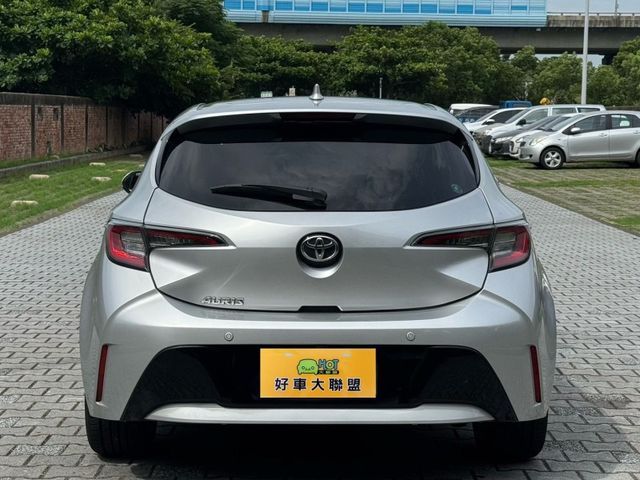 Toyota Auris  第5張相片