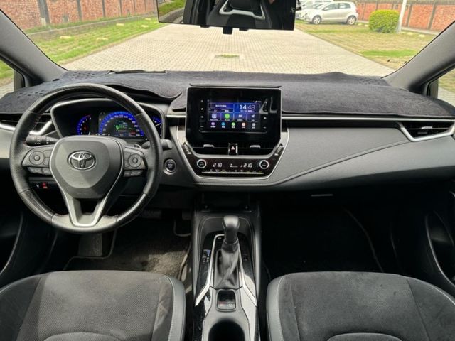 Toyota Auris  第7張相片