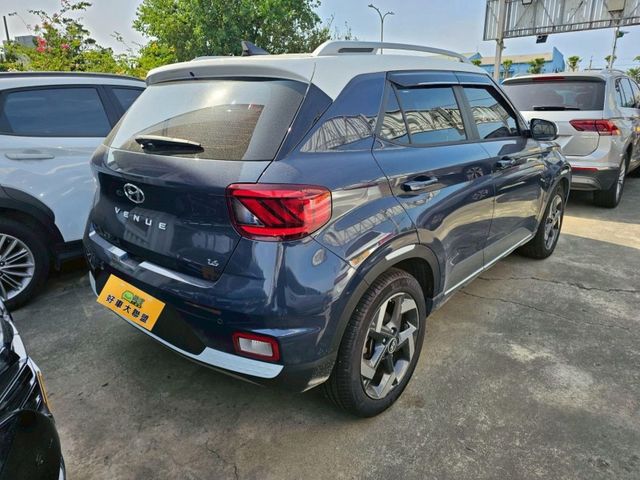 Hyundai Venue  第3張相片