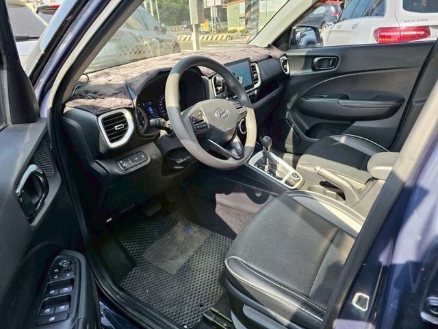 Hyundai Venue  第7張相片