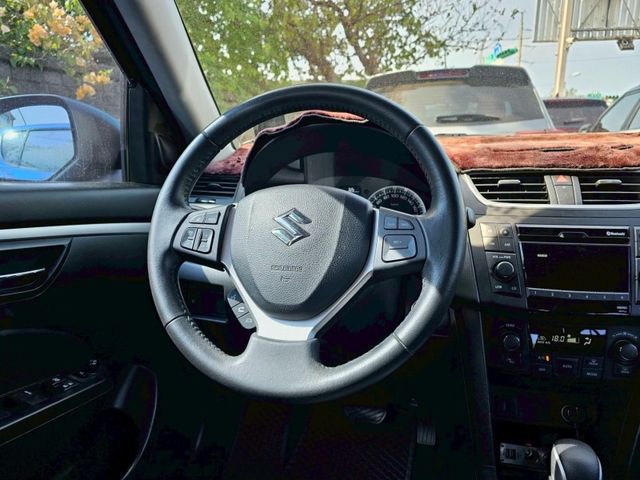 Suzuki SWIFT  第10張相片