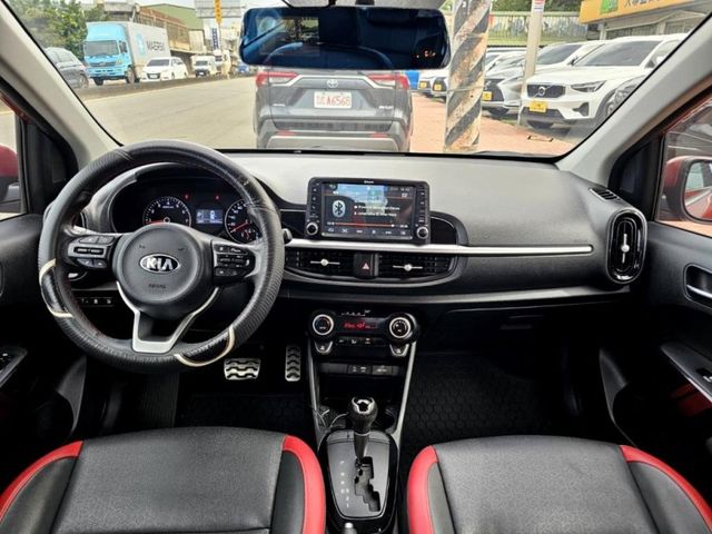 Kia Picanto  第8張相片