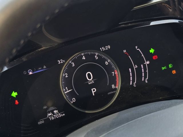 Lexus NX  第11張相片