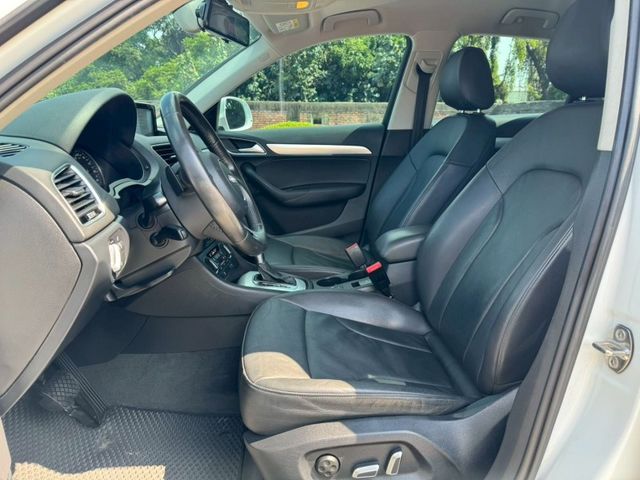 Audi Q3  第9張相片