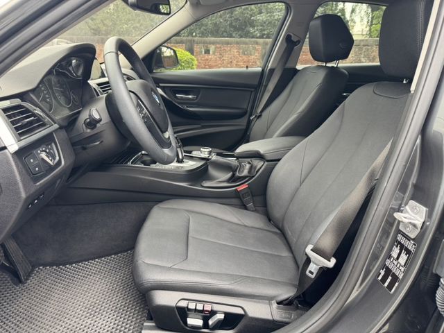 BMW/ 寶馬 318i  第10張相片