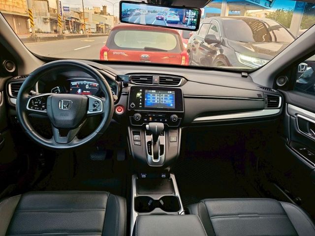 Honda CR-V  第8張相片
