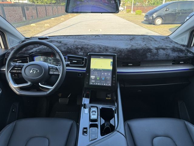 Hyundai Custin  第7張相片