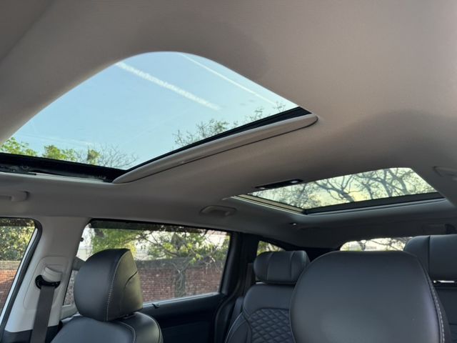 Hyundai Custin  第11張相片