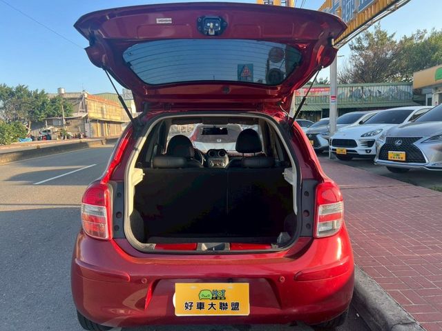 Nissan March  第11張相片