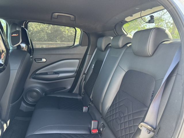 Nissan Juke  第9張相片