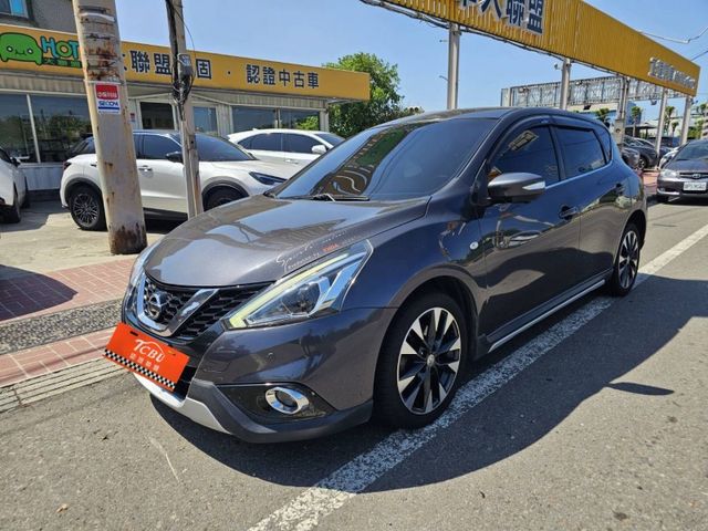 Nissan Tiida  第2張相片