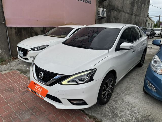 Nissan Sentra  第1張相片