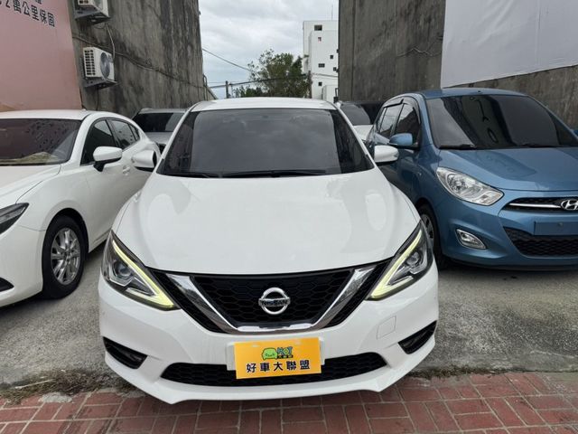 Nissan Sentra  第4張相片