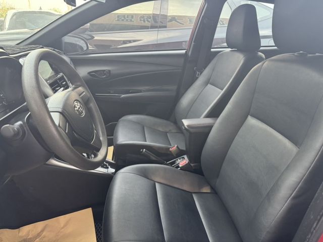 Toyota Yaris  第8張相片