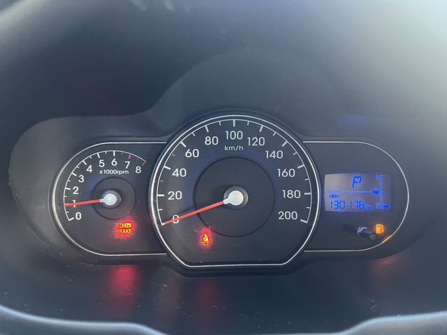 Hyundai I10  第9張相片