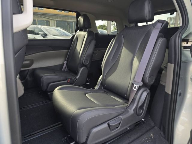 Kia Carnival  第2張相片