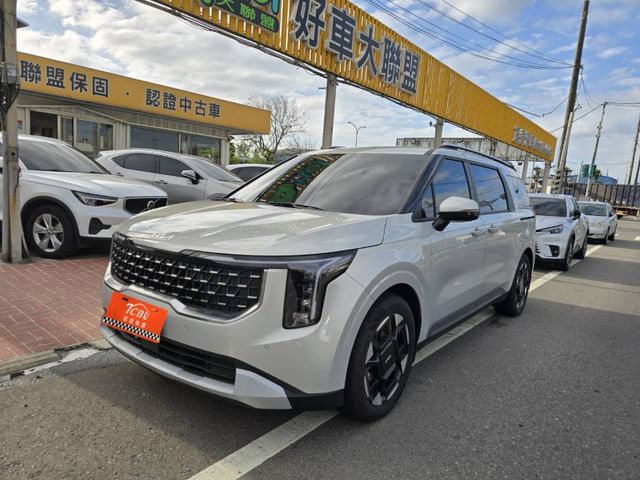 Kia Carnival  第4張相片