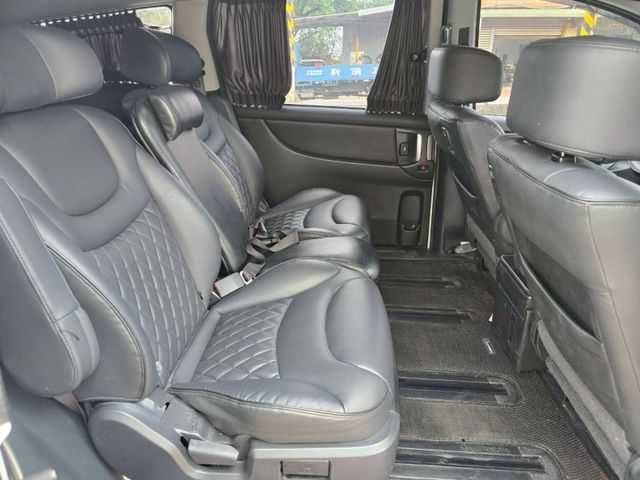 Luxgen M7  第2張相片