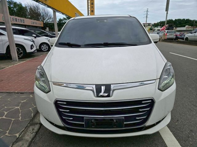 Luxgen M7  第7張相片