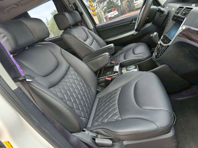 Luxgen M7  第11張相片