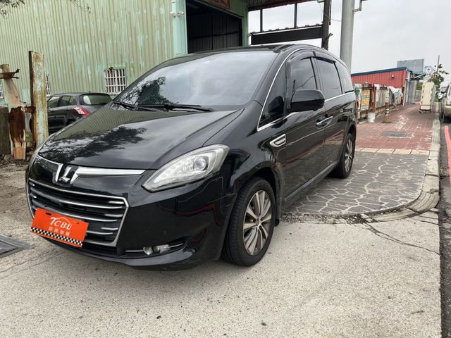 Luxgen M7  第4張相片