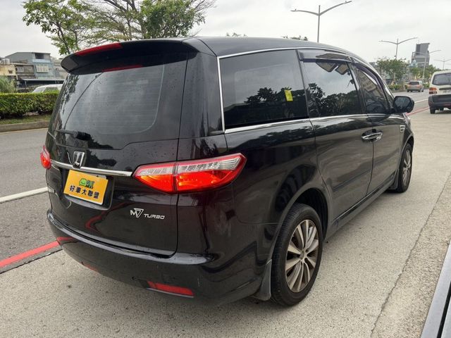 Luxgen M7  第6張相片