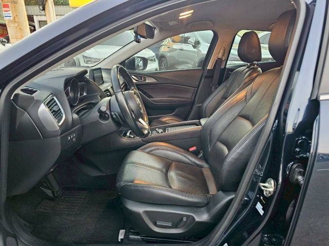 Mazda Mazda3  第1張相片