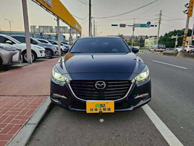 Mazda Mazda3  第7張相片