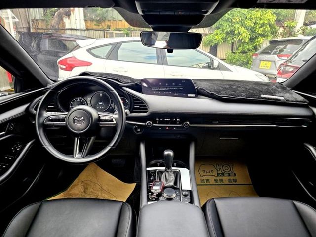 Mazda Mazda3  第10張相片