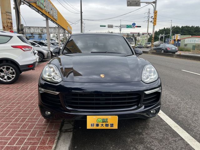 Porsche保時捷 Cayenne   第7張相片