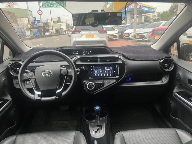 Toyota Prius  第1張相片