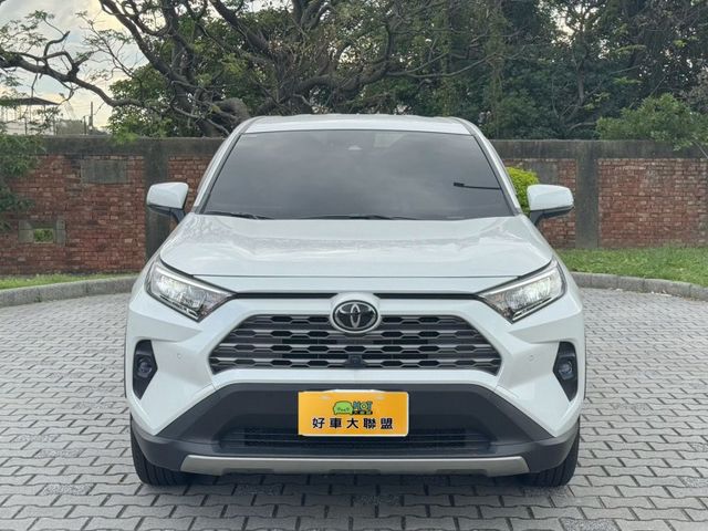 Toyota RAV4  第7張相片