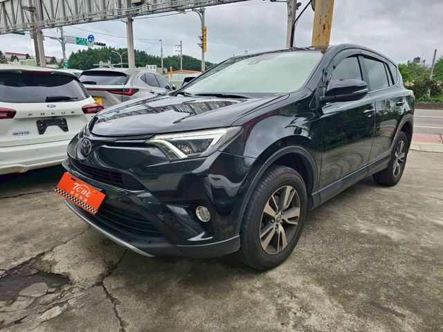 Toyota RAV4  第5張相片