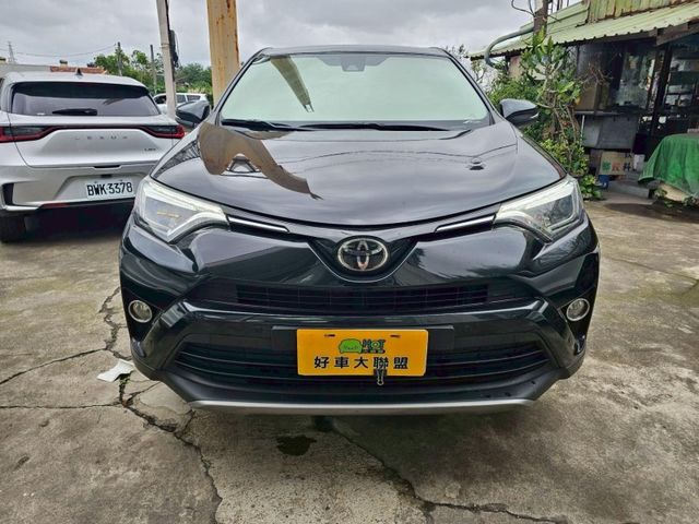 Toyota RAV4  第7張相片
