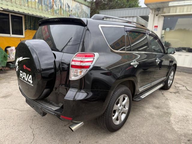 Toyota RAV4  第6張相片