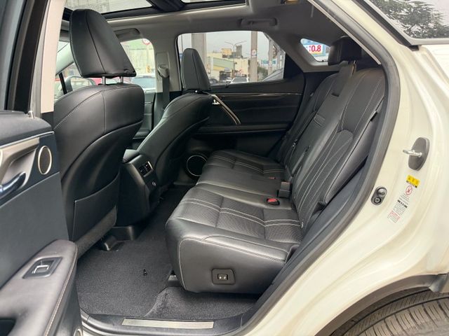 Lexus RX  第1張相片