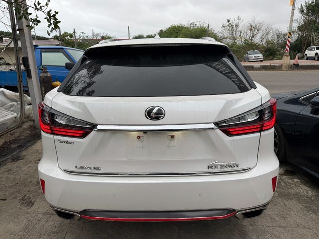 Lexus RX  第8張相片