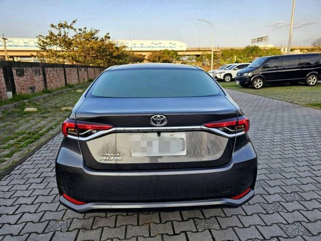 Toyota ALTIS  第8張相片