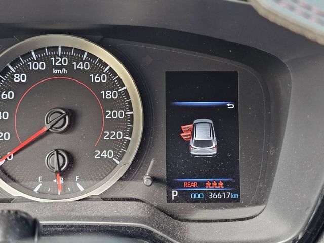 Toyota Corolla  第9張相片